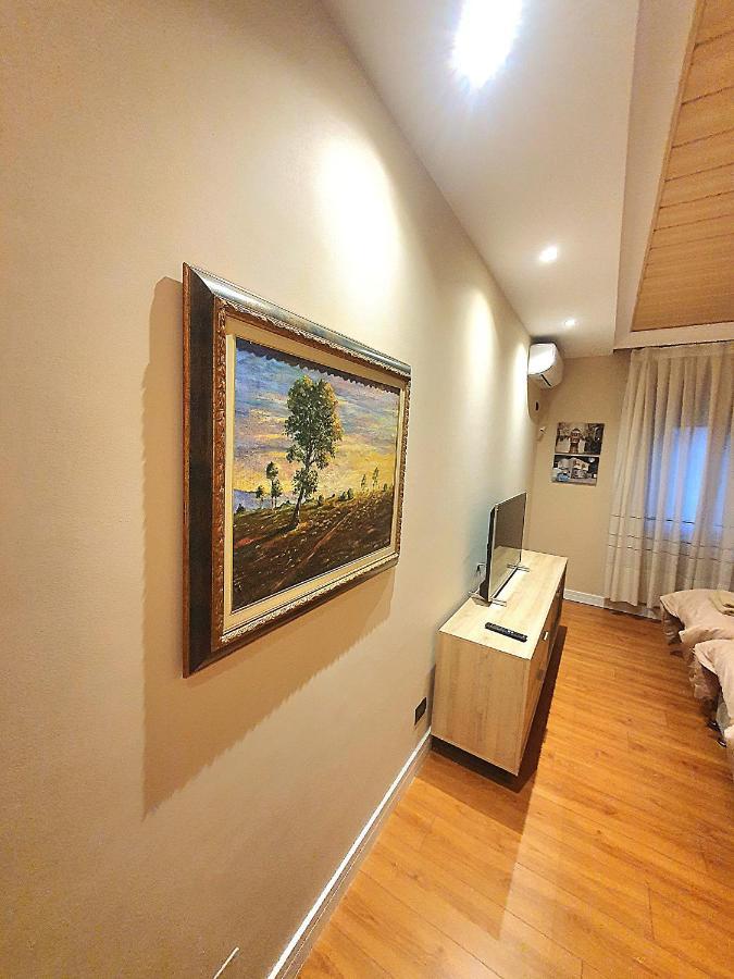 Apartamento Centerscape - Studio By Dion Tirana Exterior foto